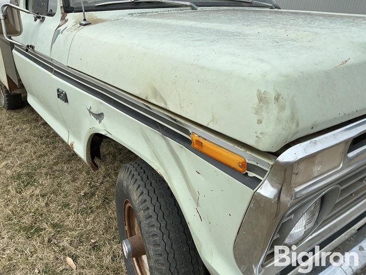 1975-ford-f250-image-12