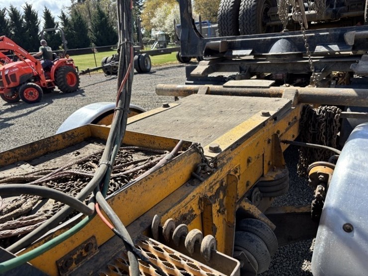 2000-kenworth-t800-image-23