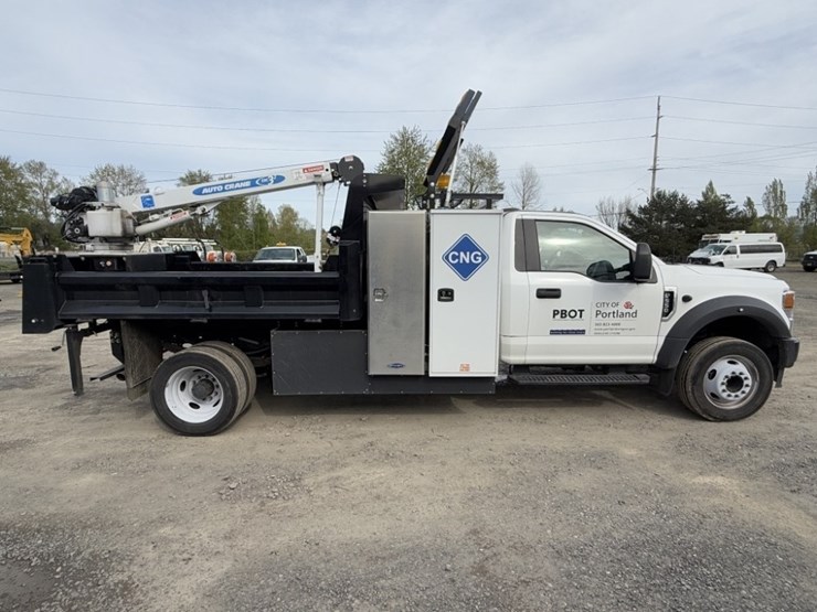 2021-ford-f550-xl-sd-image-3