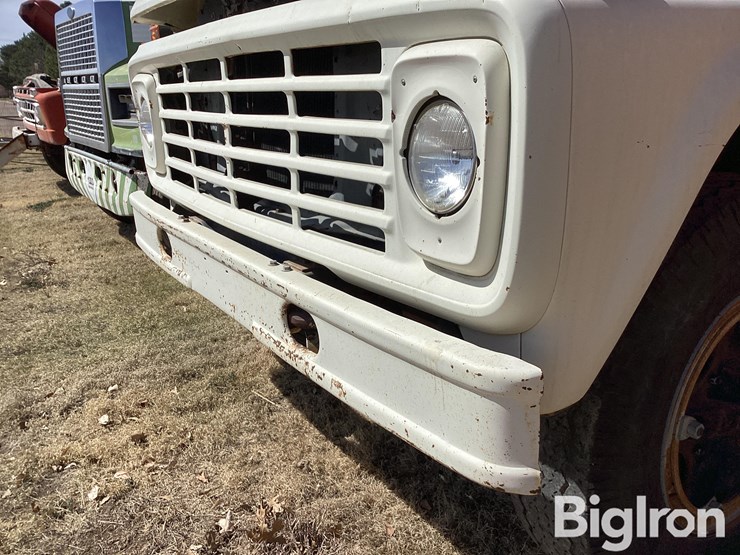 1978-ford-f800-image-9