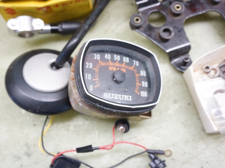 japanese---suzuki-etc…-miscellaneous-parts-lot-image-4