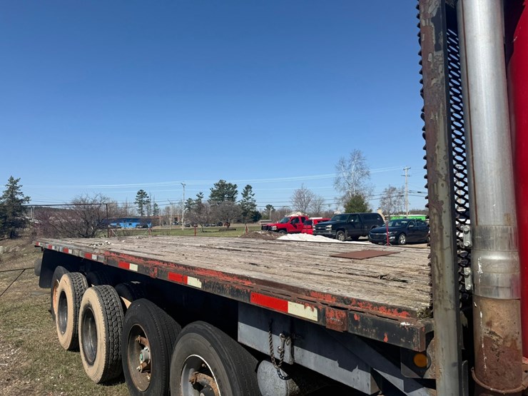 #1119-•-1990-international-navistar-paystar-5000-26'-flat-bed-truck-image-44