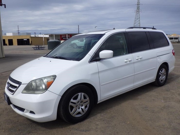 2007-honda-odyssey-image-1