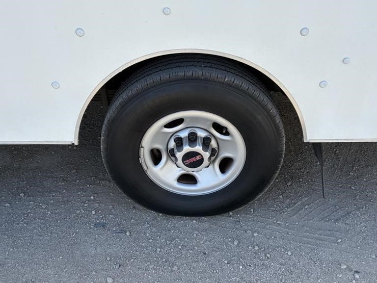 2021-gmc-3500-image-7