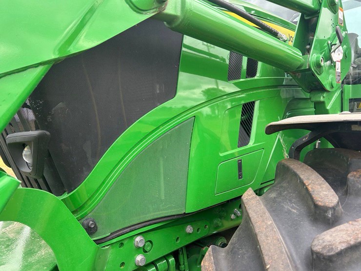 john-deere-cr165-image-22