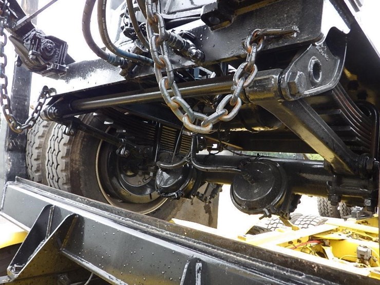 2016-kenworth-w900-image-30