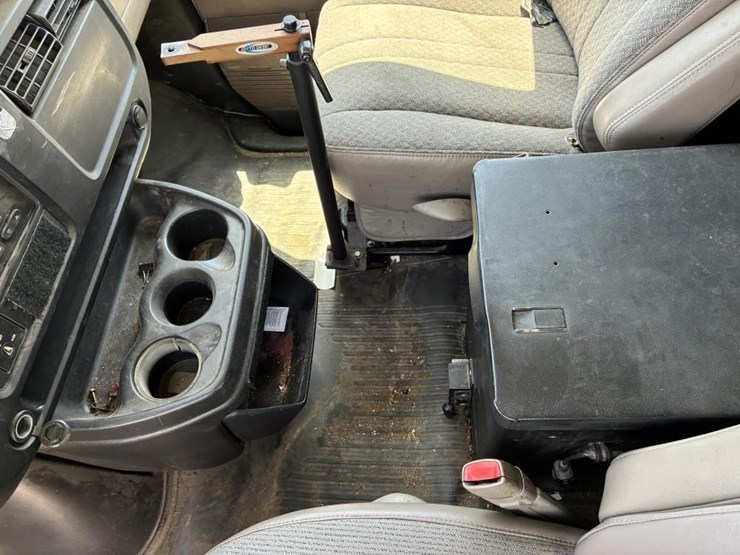 2007-chevrolet-express-2500-image-15