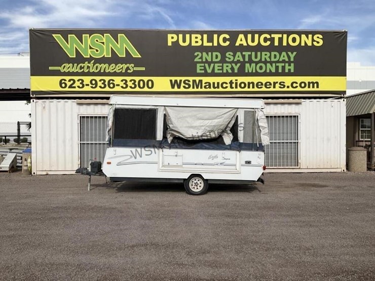 2001-jayco-eagle-pop-up-camper-image-1