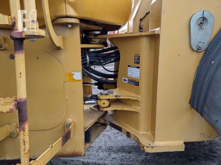 2003-deere-744j-image-20