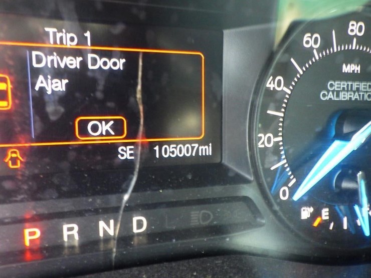 2017-ford-explorer-image-14