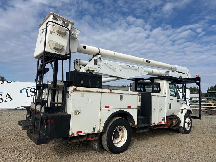 2009-international-durastar-4300-image-5