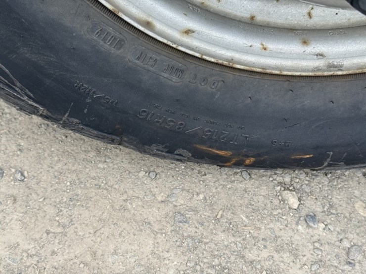 2005-chevrolet-silverado-3500-image-23