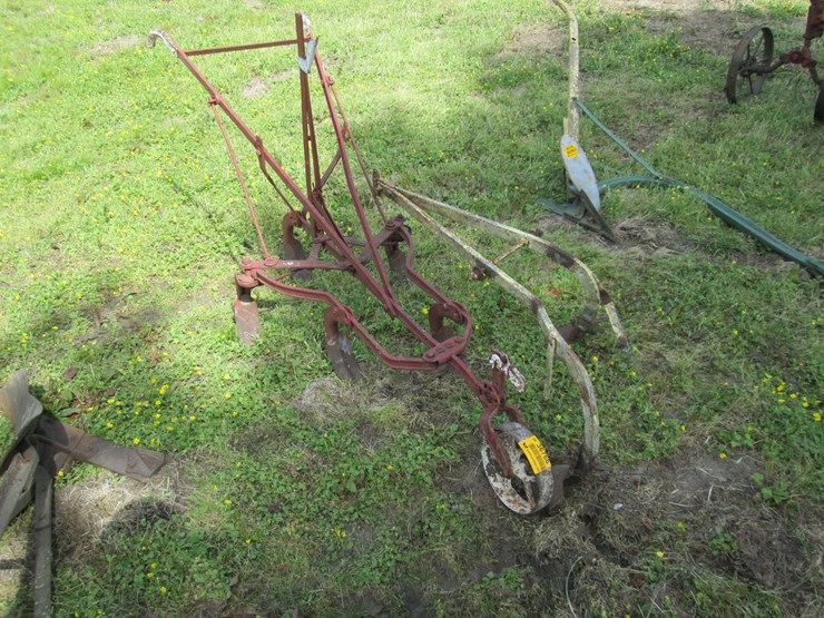 #36766-•-horse-drawn-cultivator-image-2
