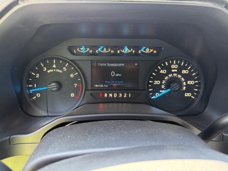 2017-ford-f150-xl-image-13