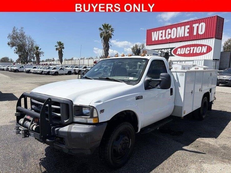 2003-ford-f450-image-1