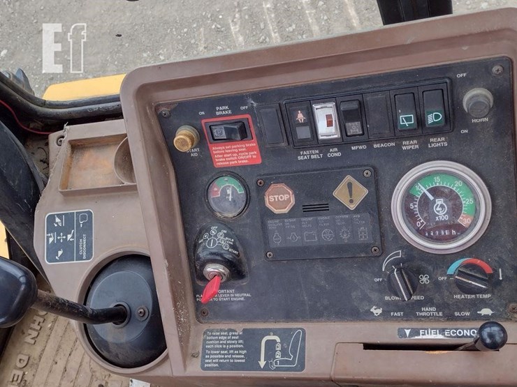 1995-deere-300d-image-7