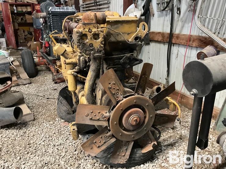 caterpillar-824-image-8