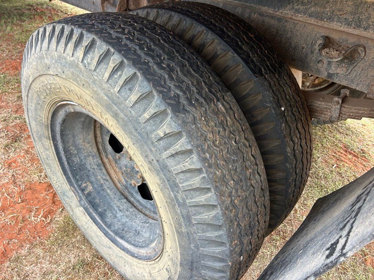 1976-chevrolet-c60-image-13