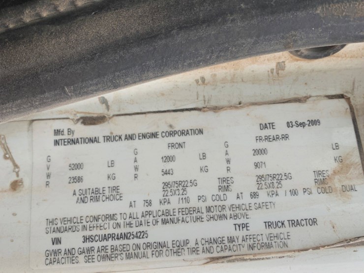 2010-international-prostar-image-11