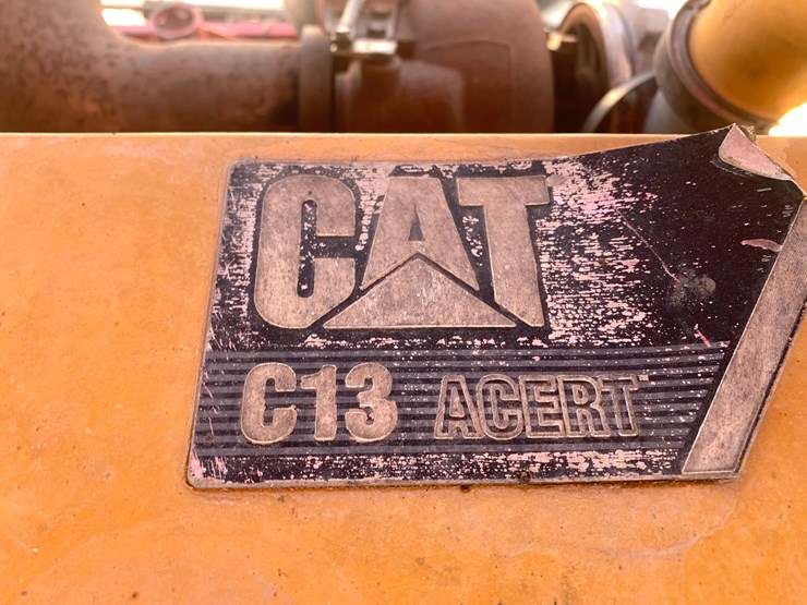 2012-caterpillar-c13-image-11