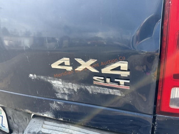 2004-dodge-ram-3500-image-6