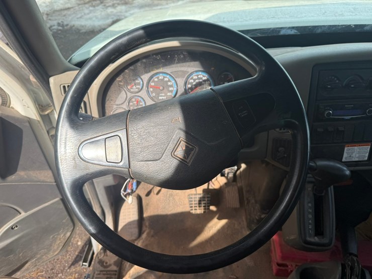 2011-international-terrastar-image-48