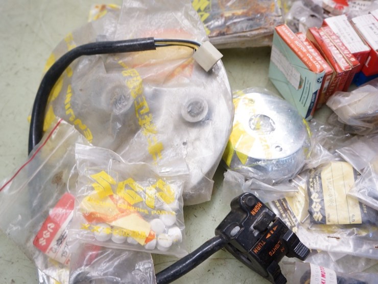 japanese---yamaha,-suzuki-etc…-miscellaneous-parts-lot-image-5