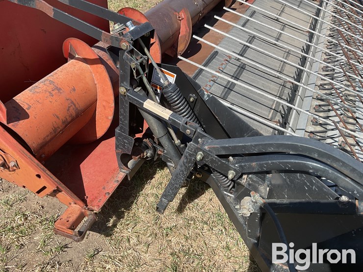 international-810-13-image-15