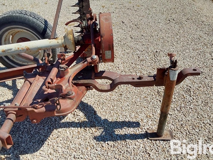 international-1100-image-13