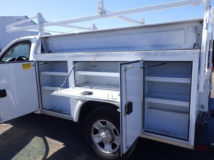 2019-dodge-2500-image-8