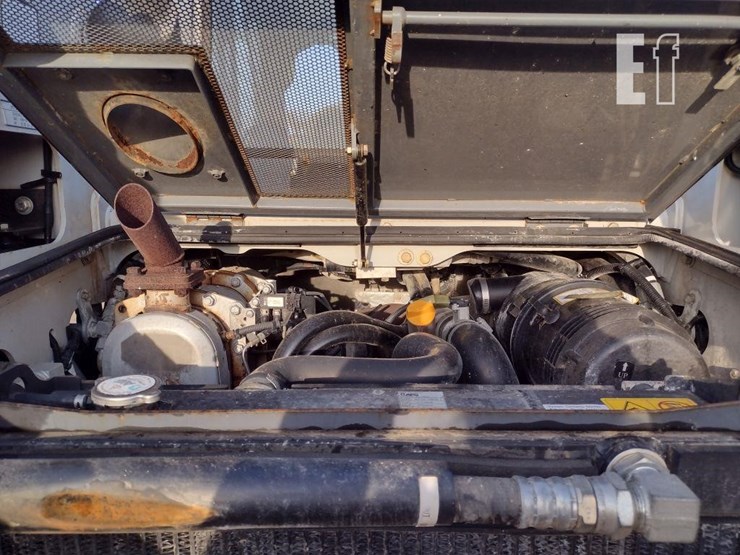 takeuchi-tl10-image-31