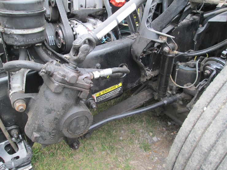 #46184-•-2008-volvo-t/a-sleeper-truck-tractor-4v4nc9gh08n482694-image-28