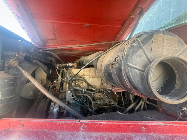 #1119-•-1990-international-navistar-paystar-5000-26'-flat-bed-truck-image-9