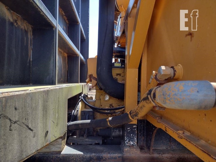 2009-morooka-mst3000vd-image-27