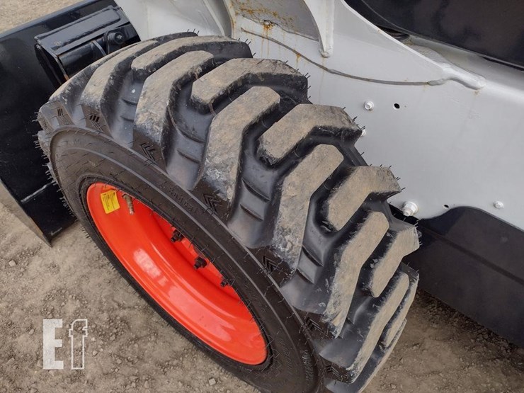 2016-bobcat-s570-image-14