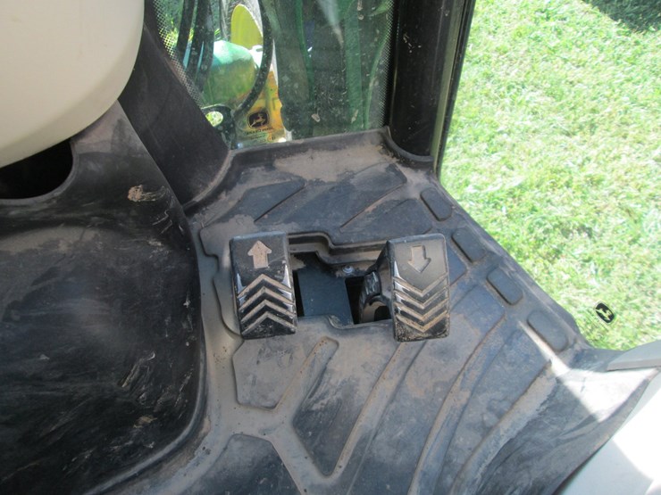 john-deere-4066r-image-37