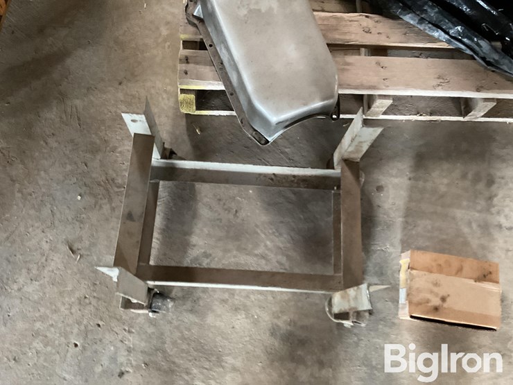 gm-small-block-v-8-gas-engine-image-18