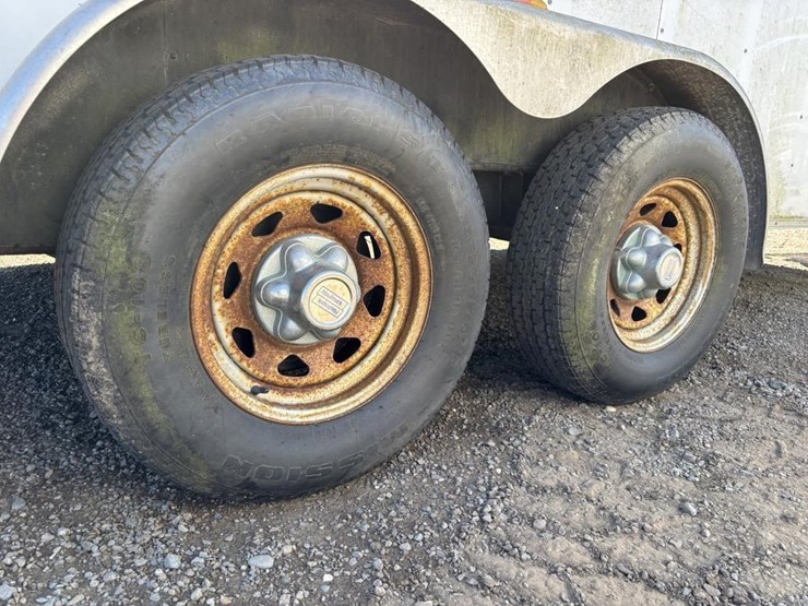 2007-haulmark-kd7x16wt3-enclosed-trailer-image-18