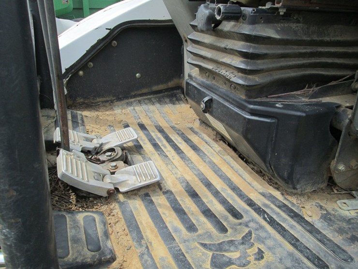 2016-bobcat-e35-image-30