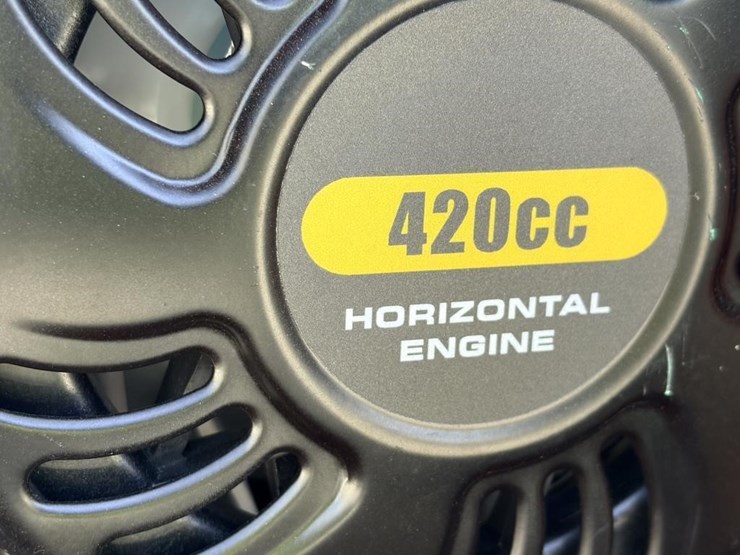 2026-zjg-zj-380-skid-steer-loader-image-9