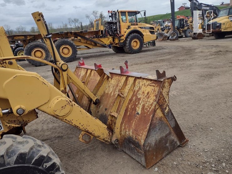 1995-deere-300d-image-21