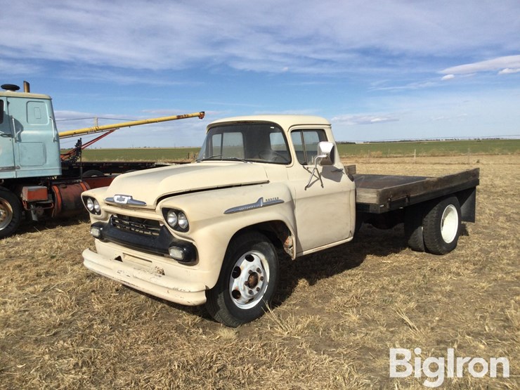 1958-chevrolet-apache-image-1