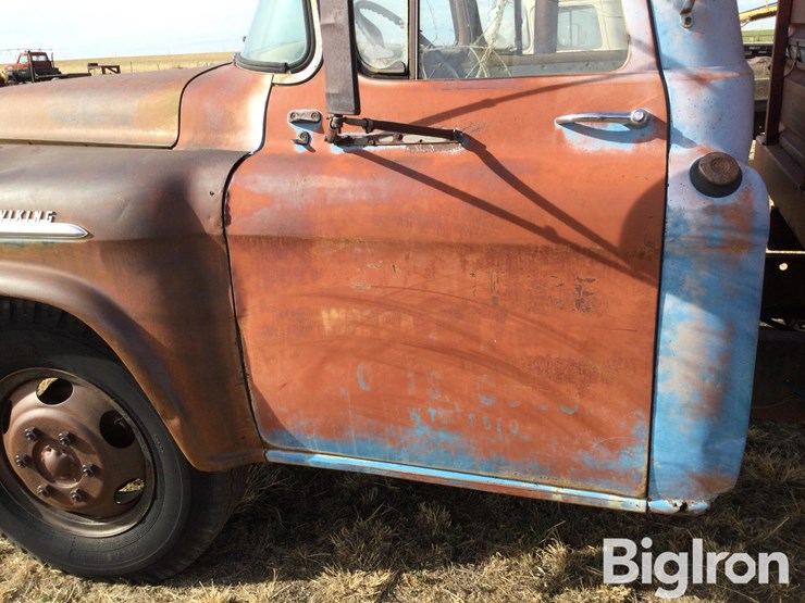 1958-chevrolet-60-image-20
