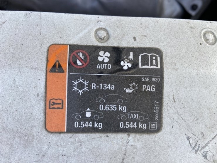 2011-chevrolet-impala-sedan-image-38