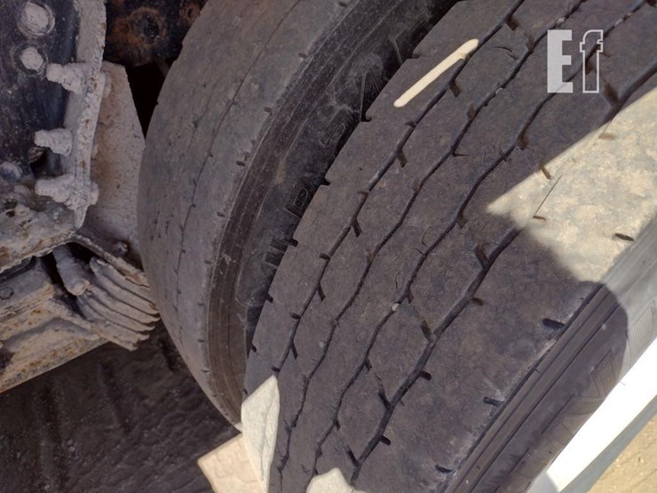 2008-kenworth-t800-image-22