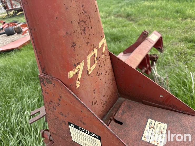 new-holland-707-image-14