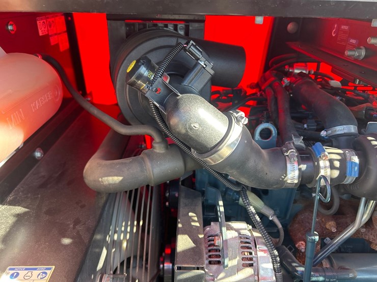 2023-massey-ferguson-8-image-35