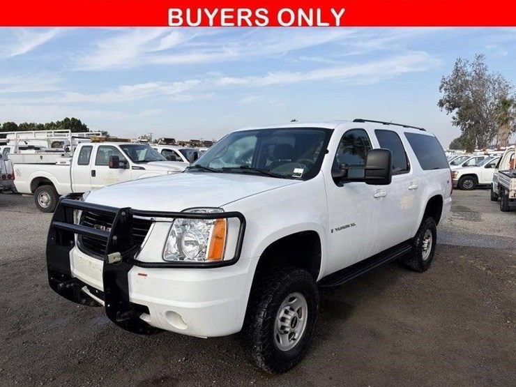 2009-gmc-yukon-image-1