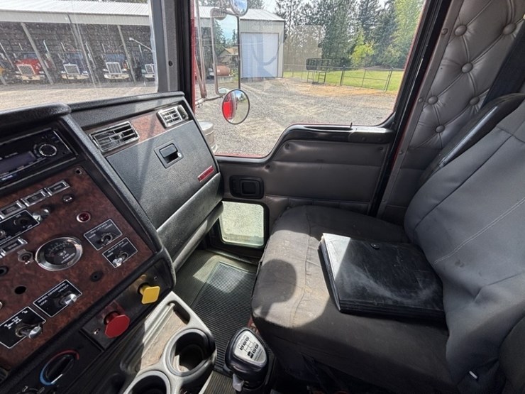 2006-kenworth-t880-image-38