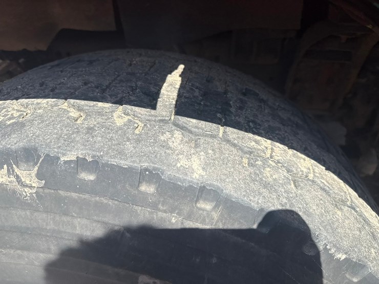 1996-ford-l9000-image-86